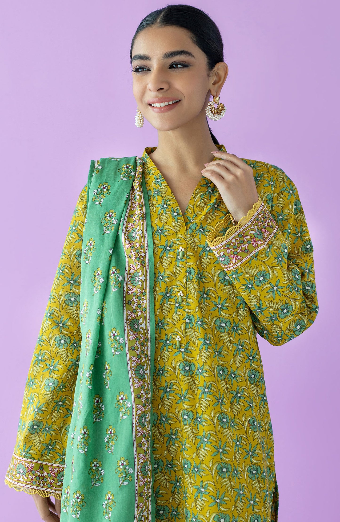 Orient - Stitched 3 Piece Printed Lawn Shirt , Cambric Pant and Lawn Dupatta