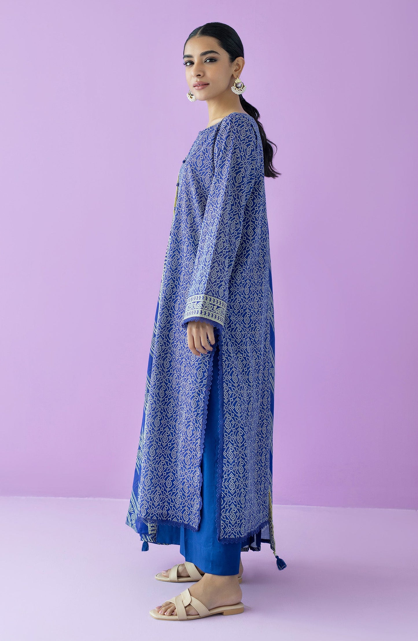 Orient - Stitched 3 Piece Printed Lawn Shirt , Cambric Pant and Lawn Dupatta