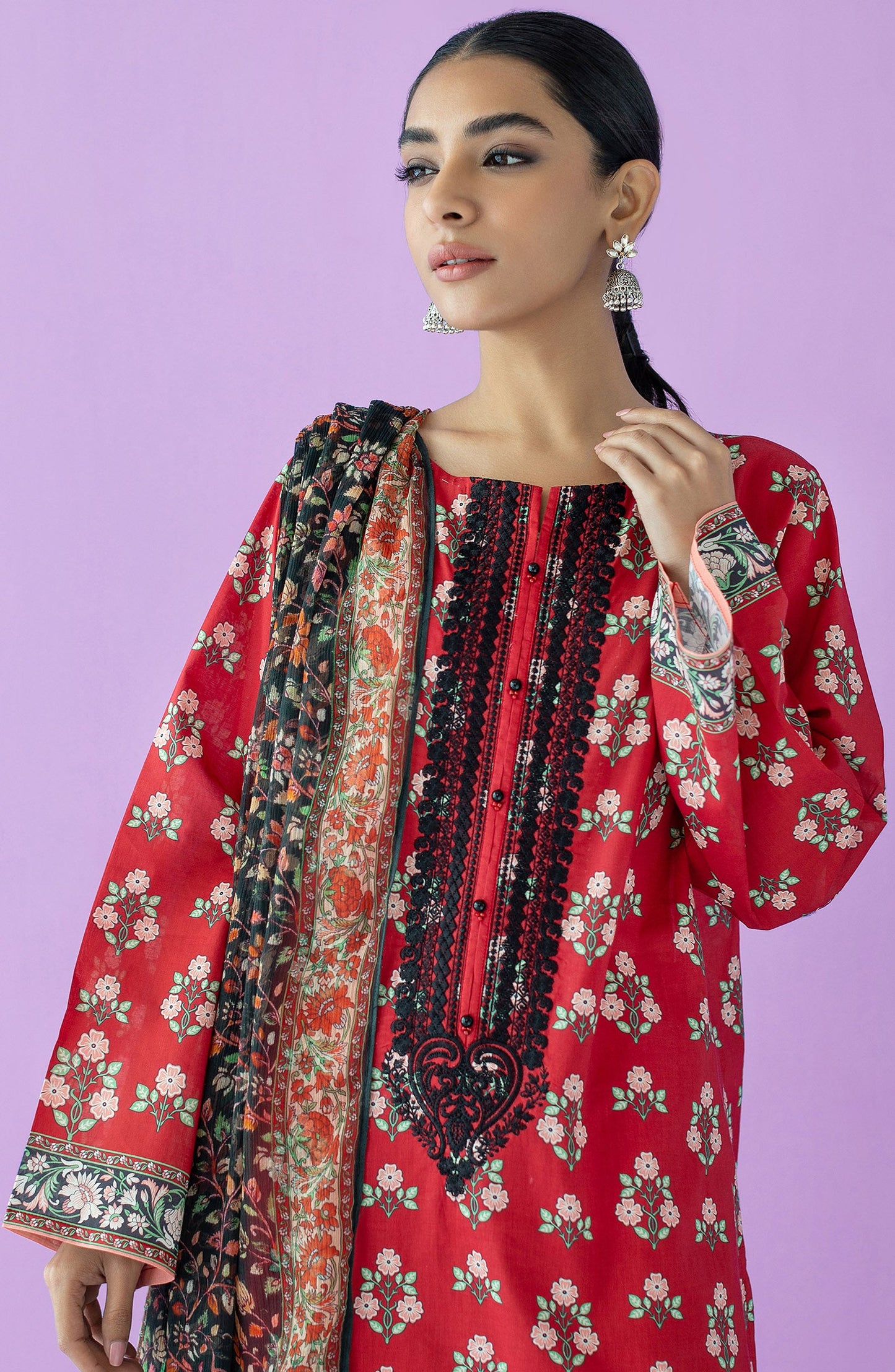 Orient - Unstitched 3 Piece Embroidered Lawn Shirt , Cambric Pant and Chiffon Dupatta