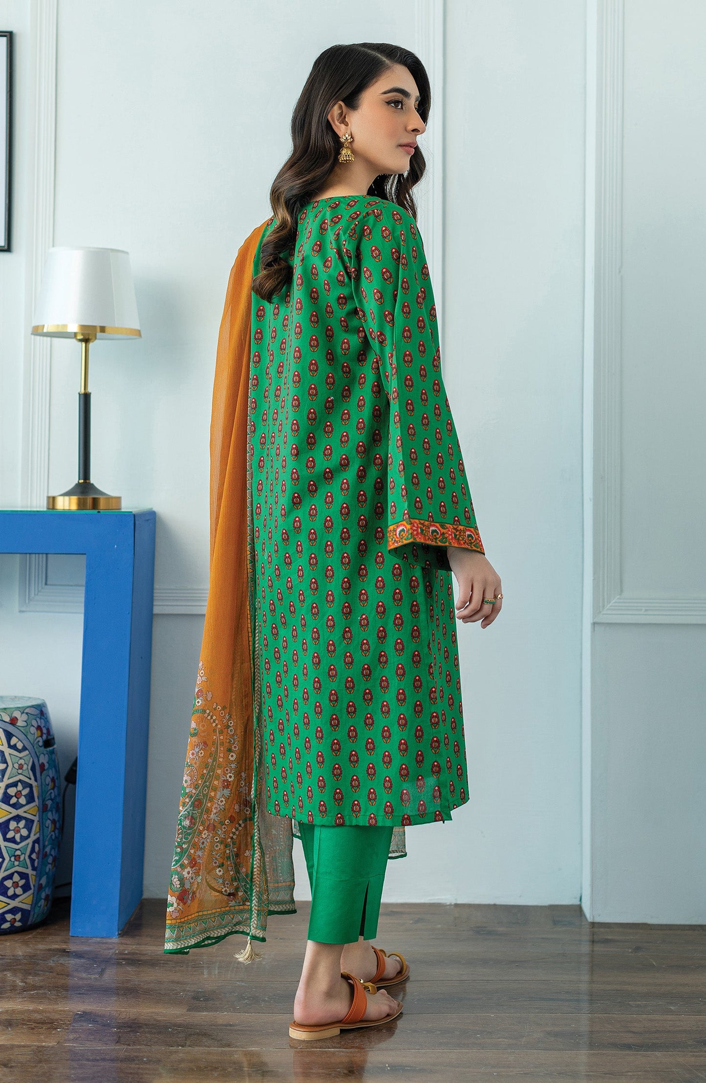 Orient - Unstitched 3 Piece Printed Lawn Shirt , Lawn Pant and Chiffon Dupatta