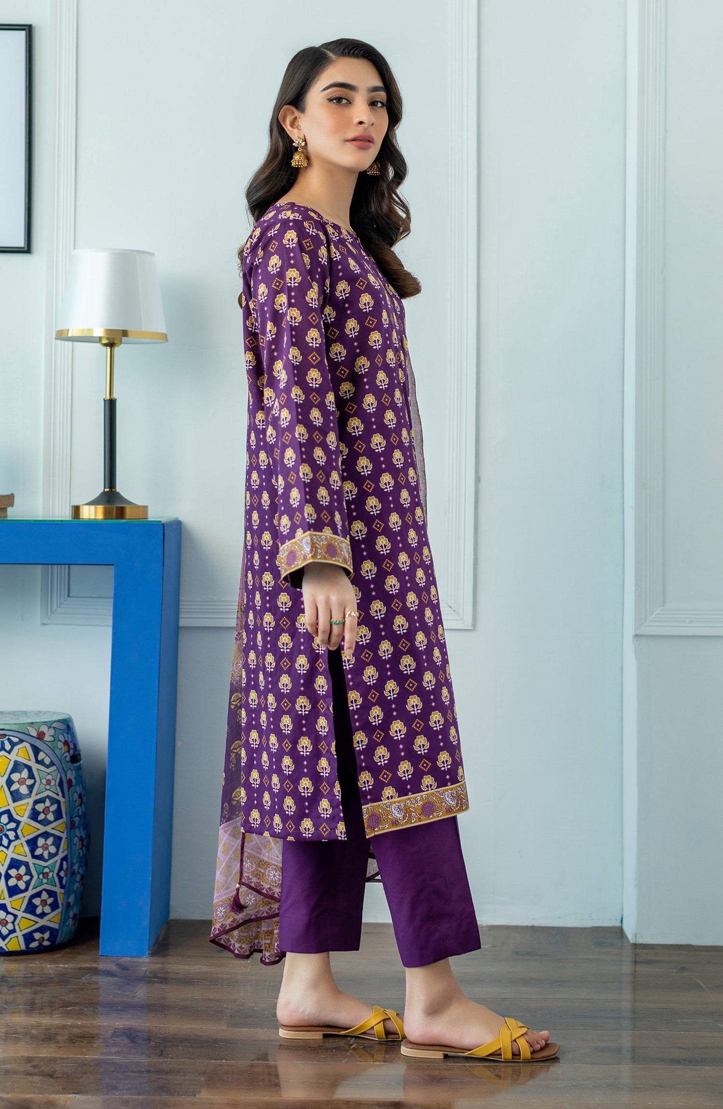 Orient - Stitched 3 Piece Printed Lawn Shirt , Cambric Pant and Chiffon Dupatta