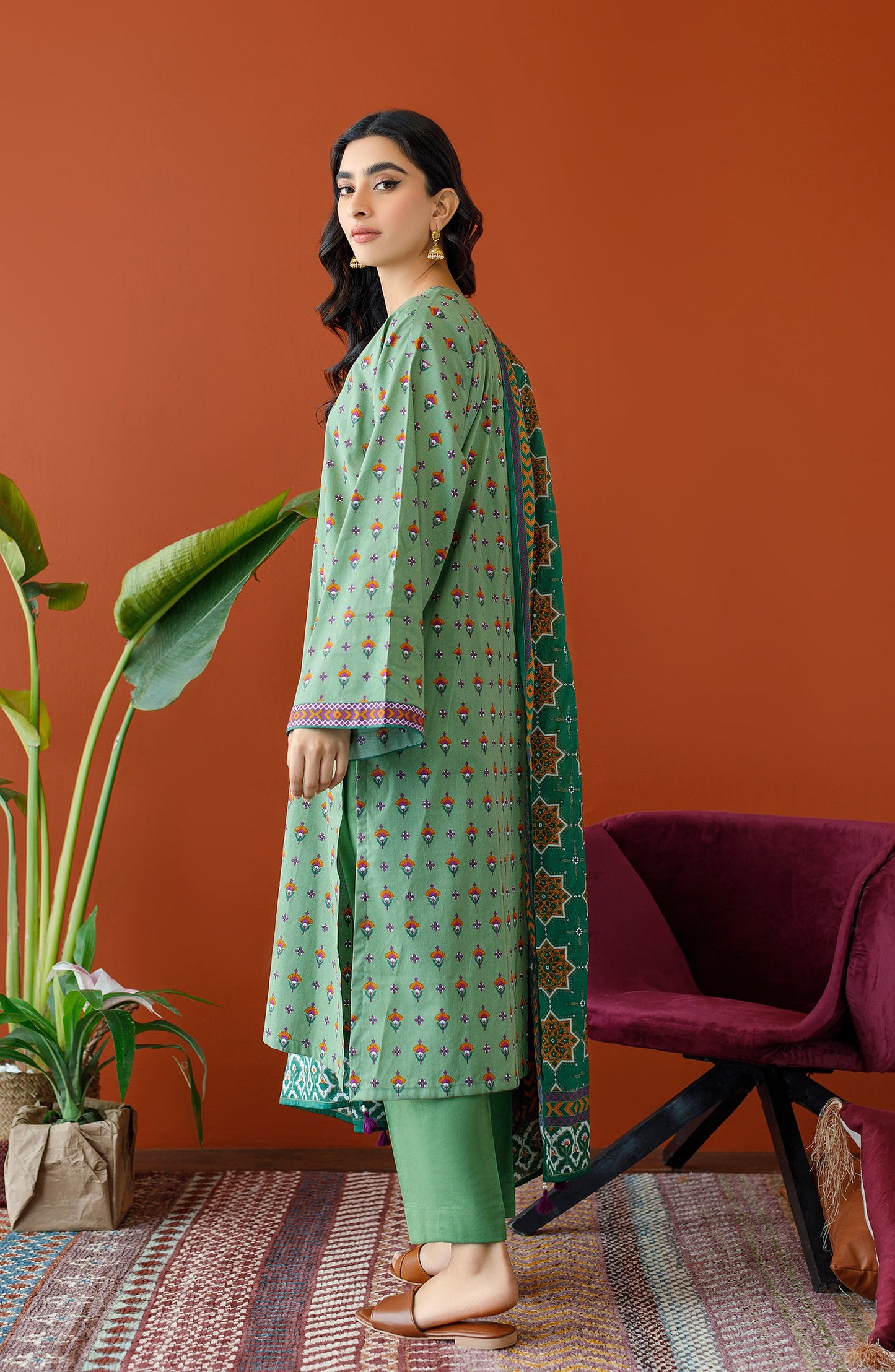 Orient - Unstitched 3 Piece Printed Cambric Shirt , Cambric Pant and Lawn Dupatta