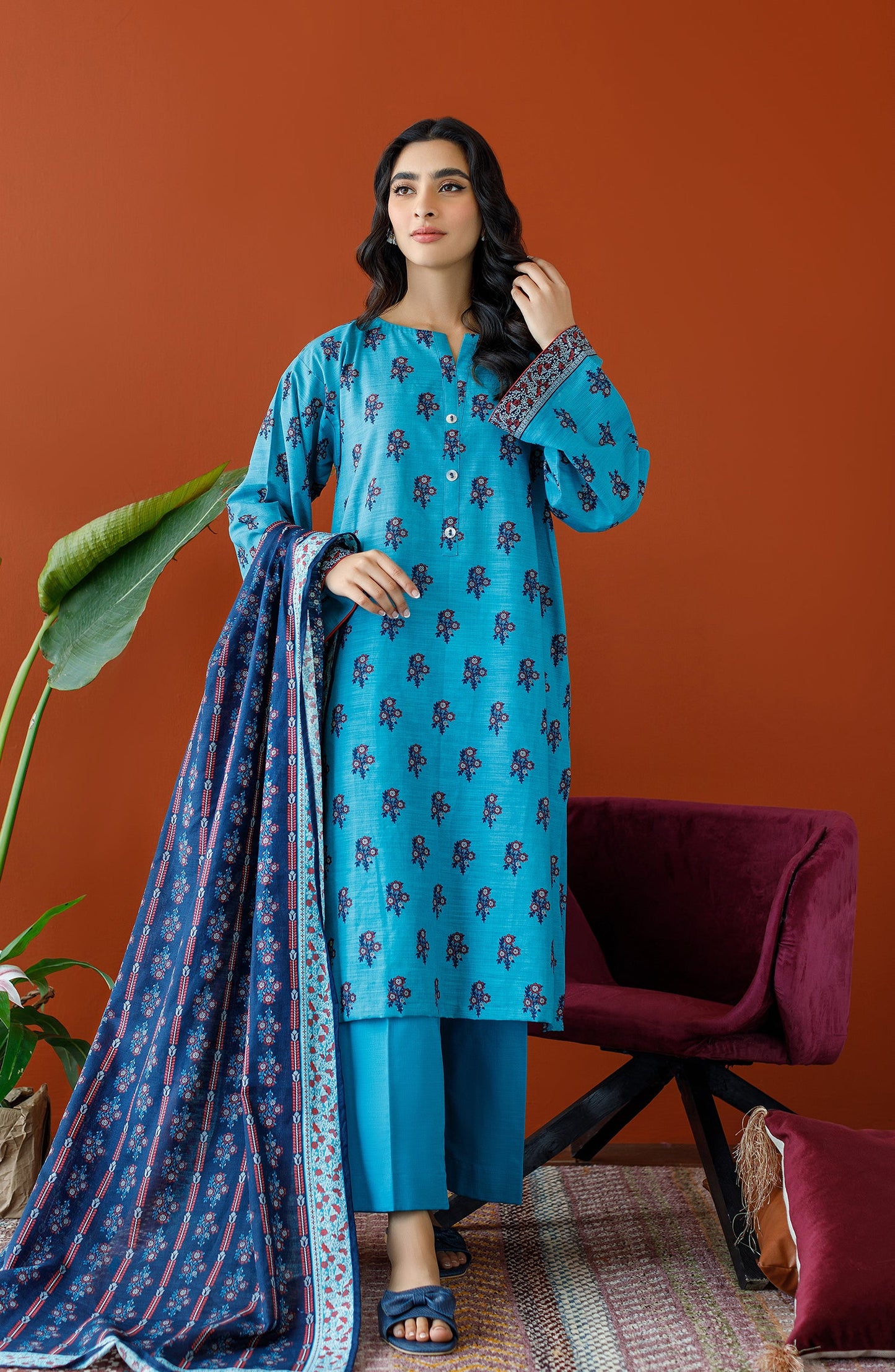 Orient - Unstitched 3 Piece Printed Khaddar Shirt , Khaddar Pant and Khaddar Dupatta