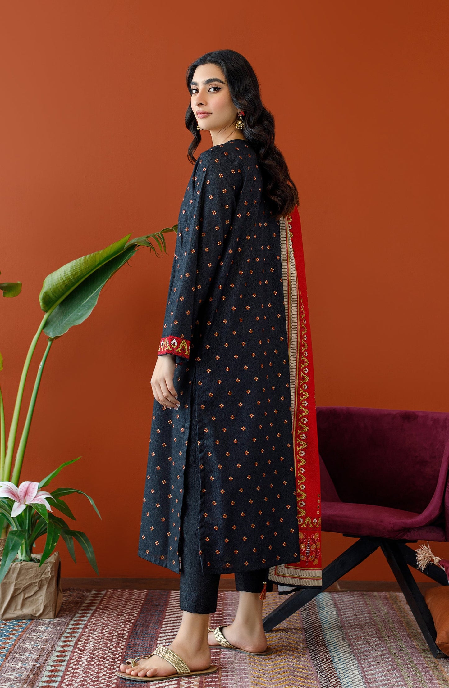 Orient - Unstitched 3 Piece Embroidered Karandi Shirt , Karandi Pant and Karandi Dupatta