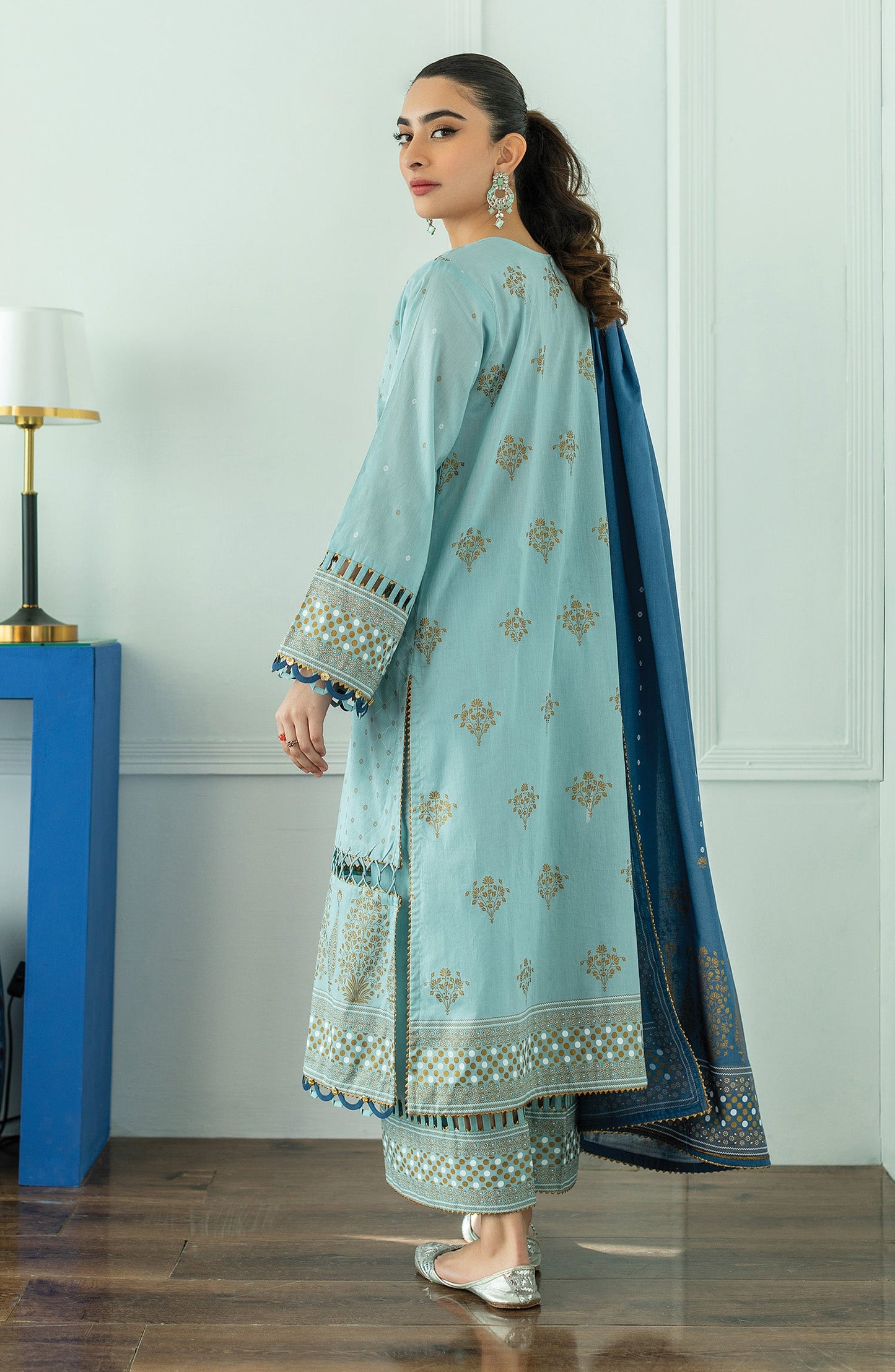 Orient - Unstitched 3 Piece Embroidered Lawn Shirt , Lawn Pant and Lawn Dupatta