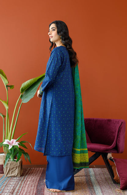 Orient - Unstitched 3 Piece Embroidered Khaddar Shirt , Khaddar Pant and Khaddar Dupatta