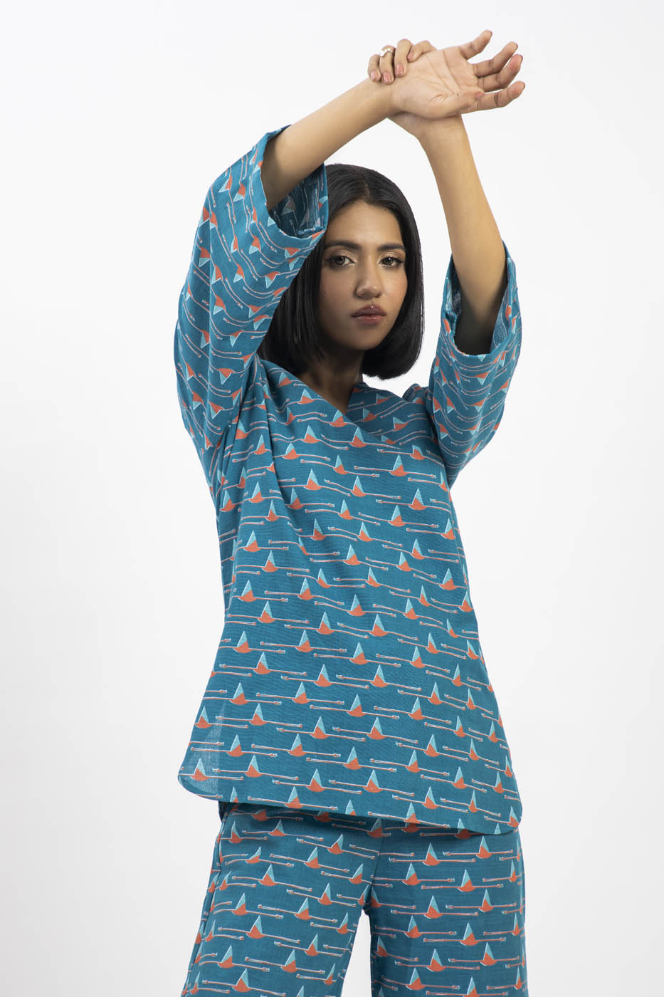 2 PC Printed Khaddar Outfit
