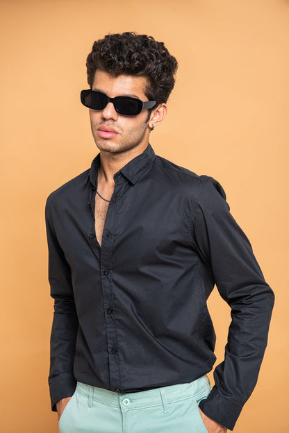 BTW - BLACK BASIC BUTTON DOWN