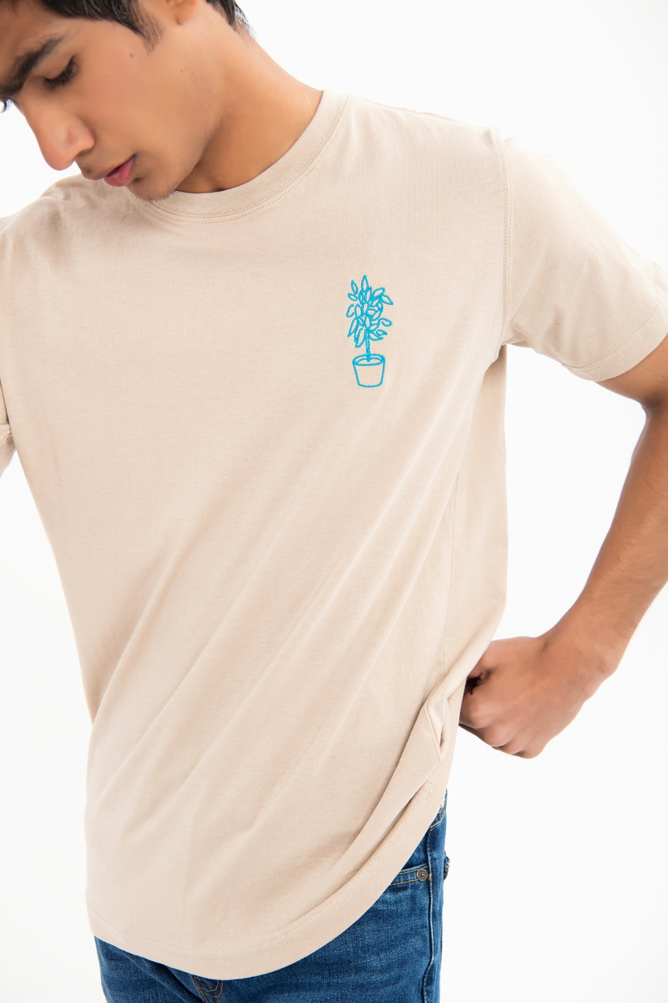 BTW - OVERSIZED EMBROIDERED T-SHIRT