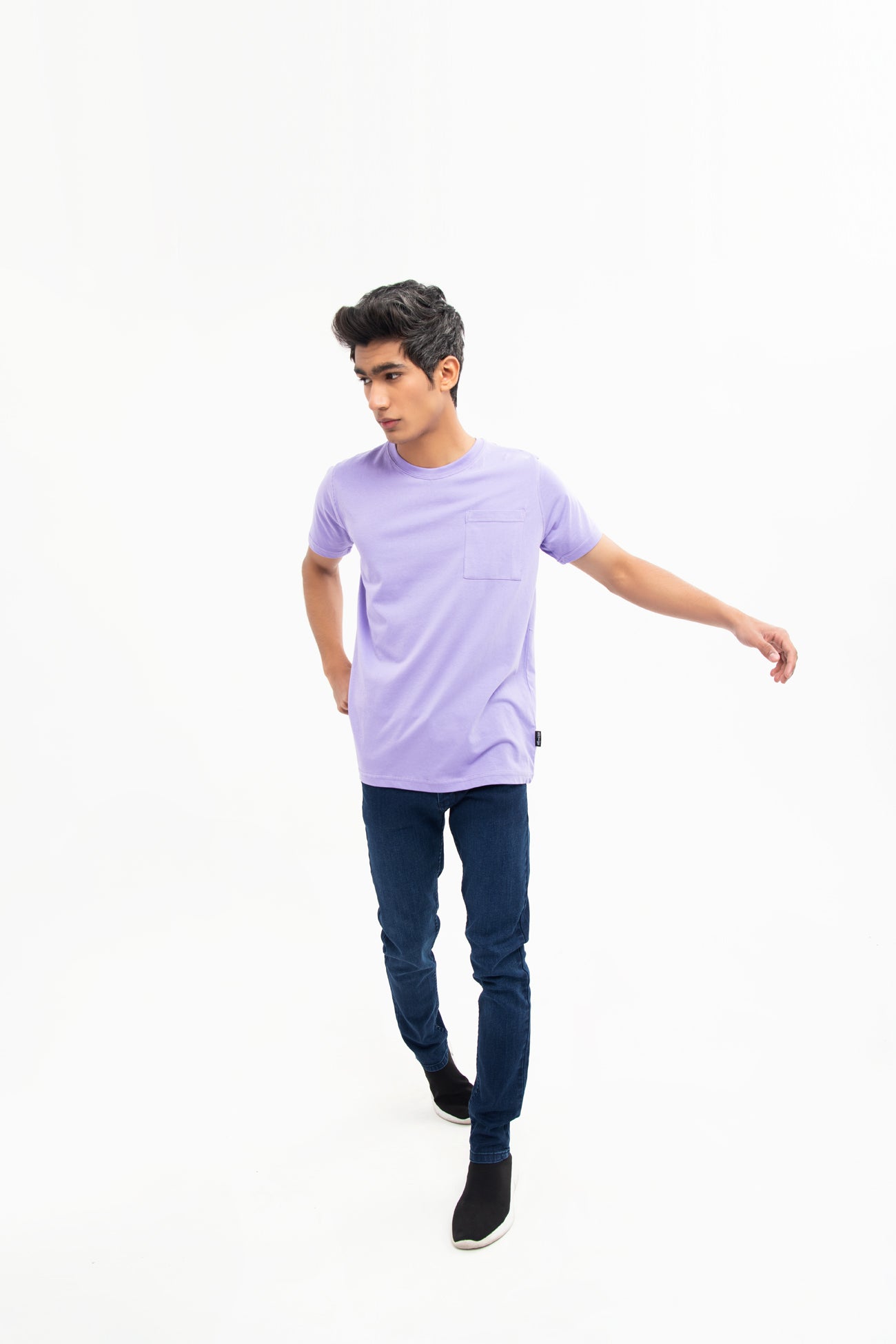 BTW - CREW NECK T-SHIRT WITH PATCH POCKET