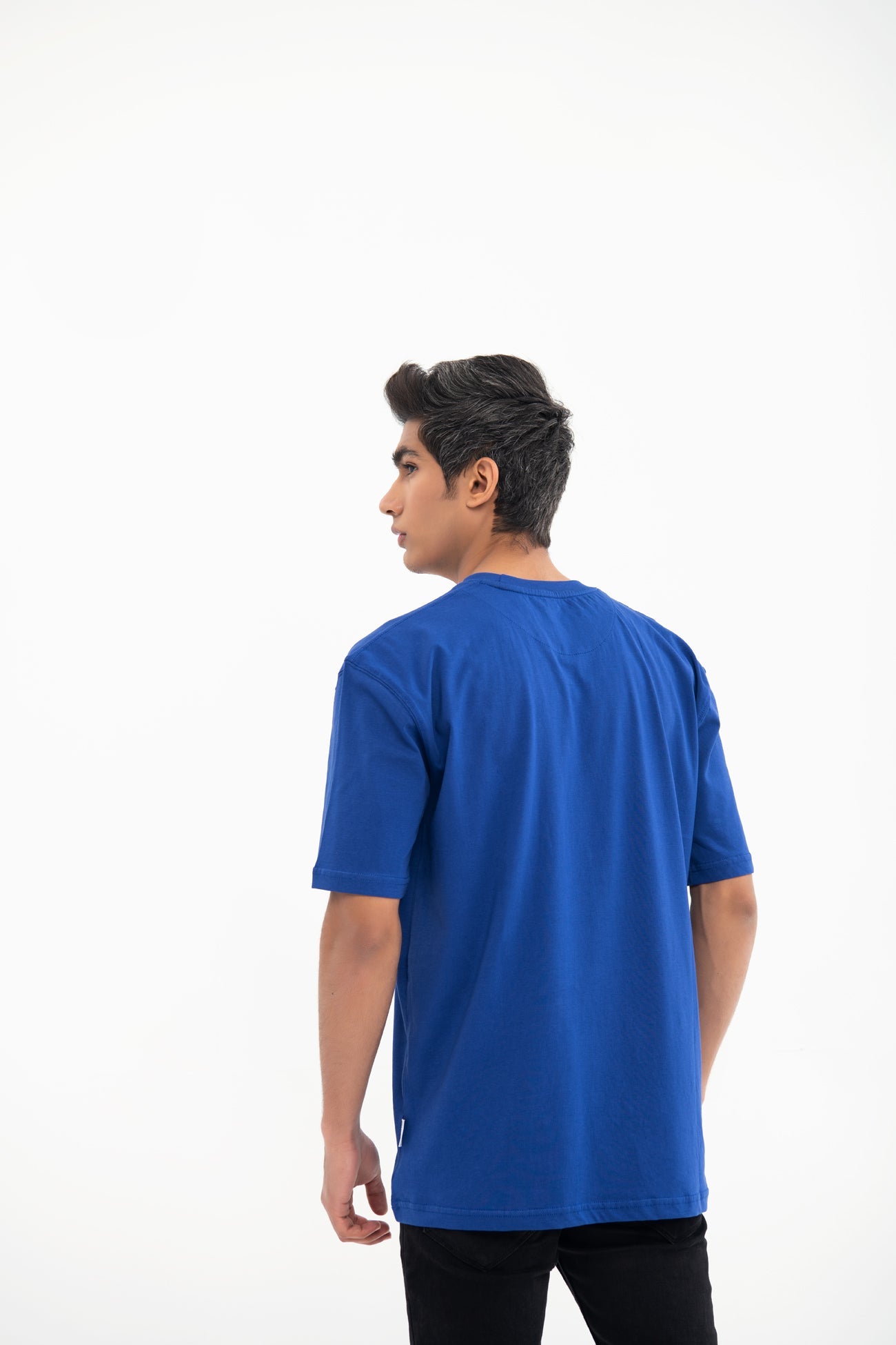 BTW - CREW NECK T-SHIRT WITH PATCH POCKET