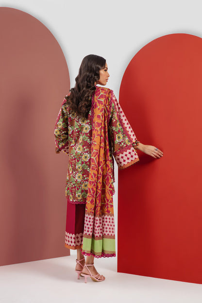 3 Pc Printed Cambric Suit With Silver Lawn Dupatta