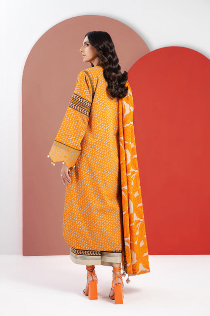 2 Pc Embroidered Cambric Suit With Silver Lawn Dupatta