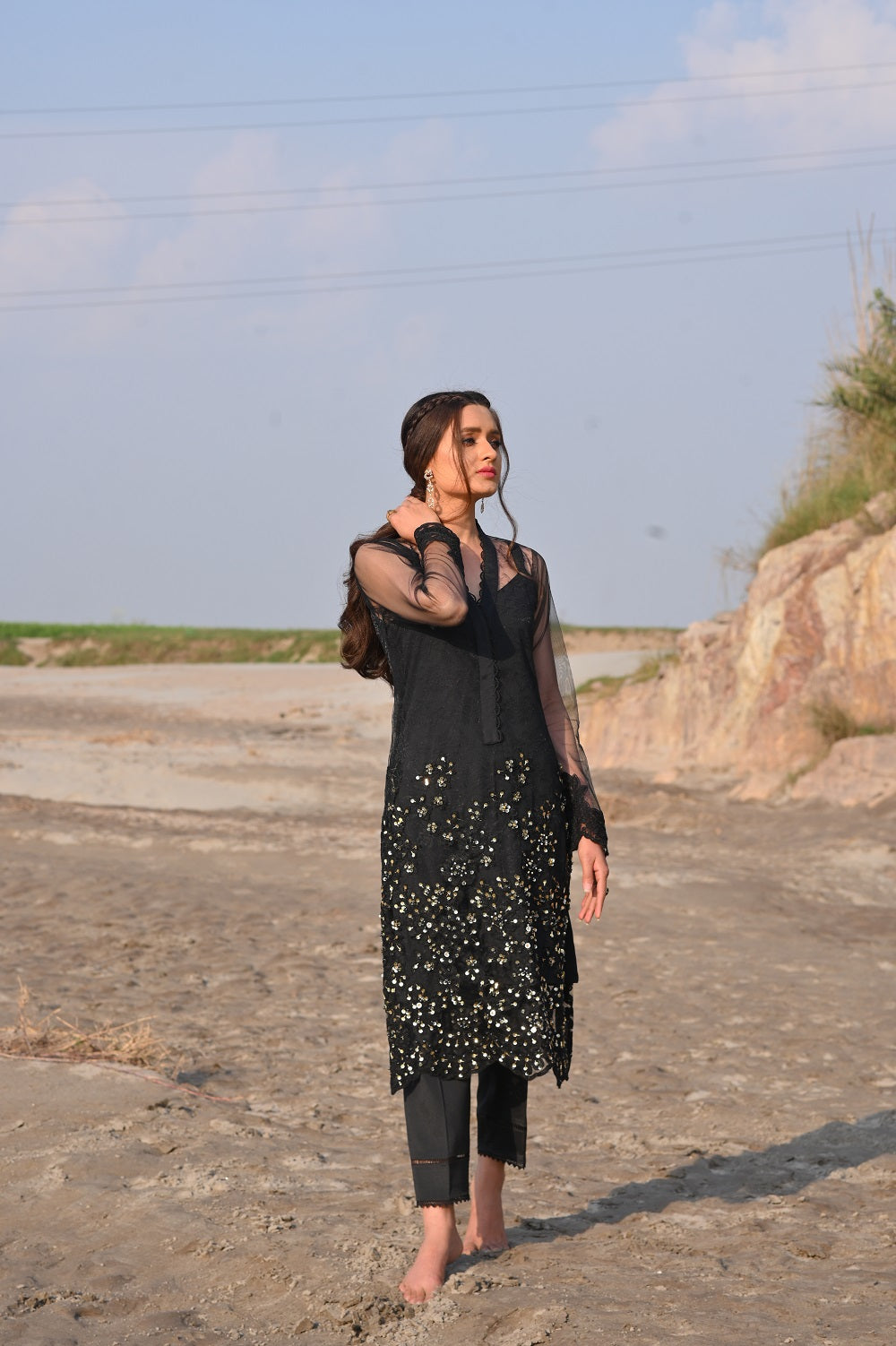 Binilyas - Majesty Black 003