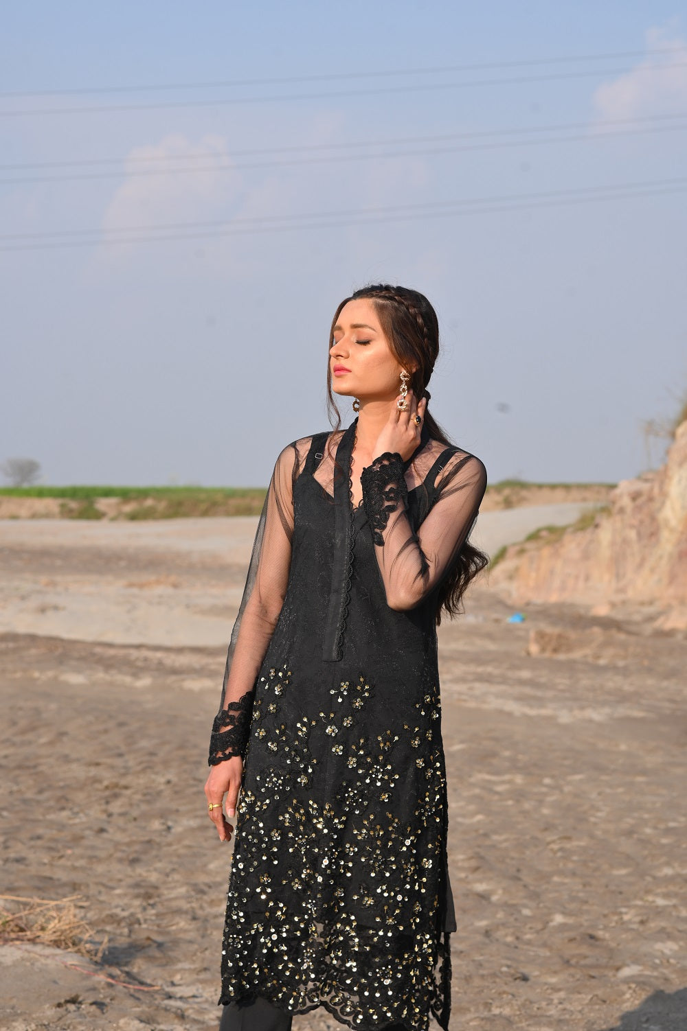 Binilyas - Majesty Black 003