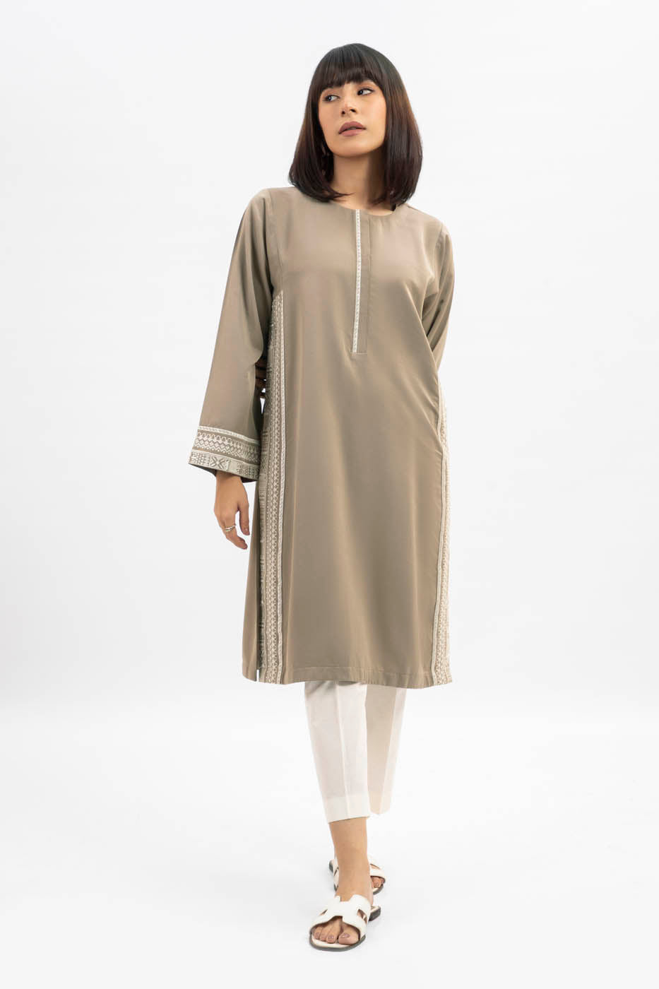 Embroidered Yarn Dyed Kurti