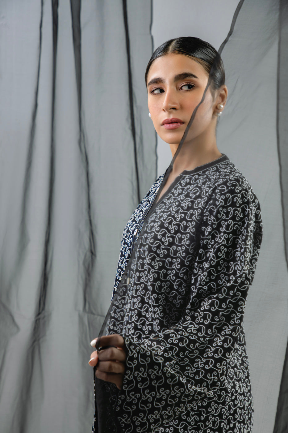Chikan Kari Kurti