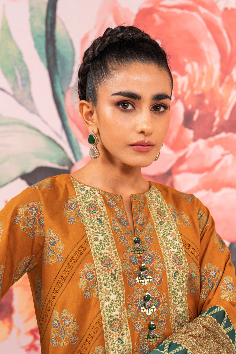2 Pc Embroidered Cambric Suit With Cambric Trouser