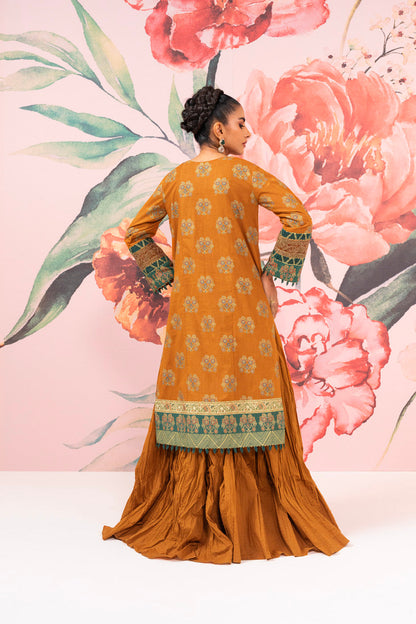 2 Pc Embroidered Cambric Suit With Cambric Trouser