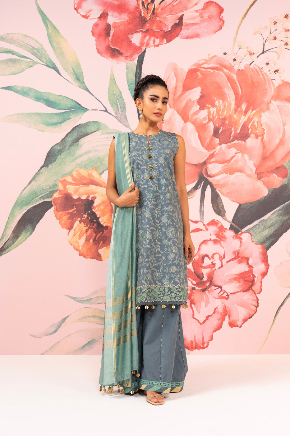 3 Pc Embroidered Cambric Suit With Yarn Dyed Dupatta