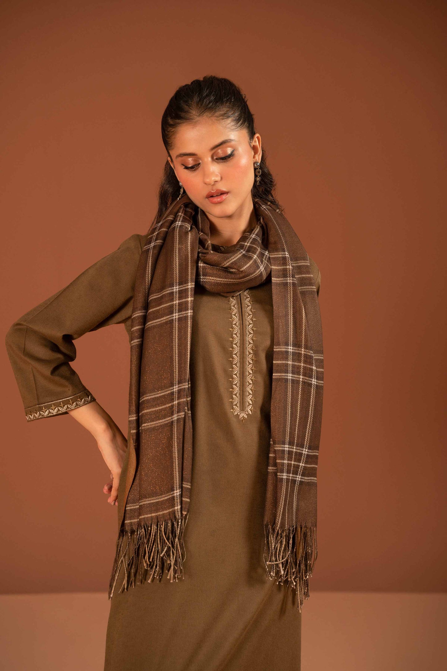 Nishat Linen - 3 Piece - Embroidered Suit - PW23-102