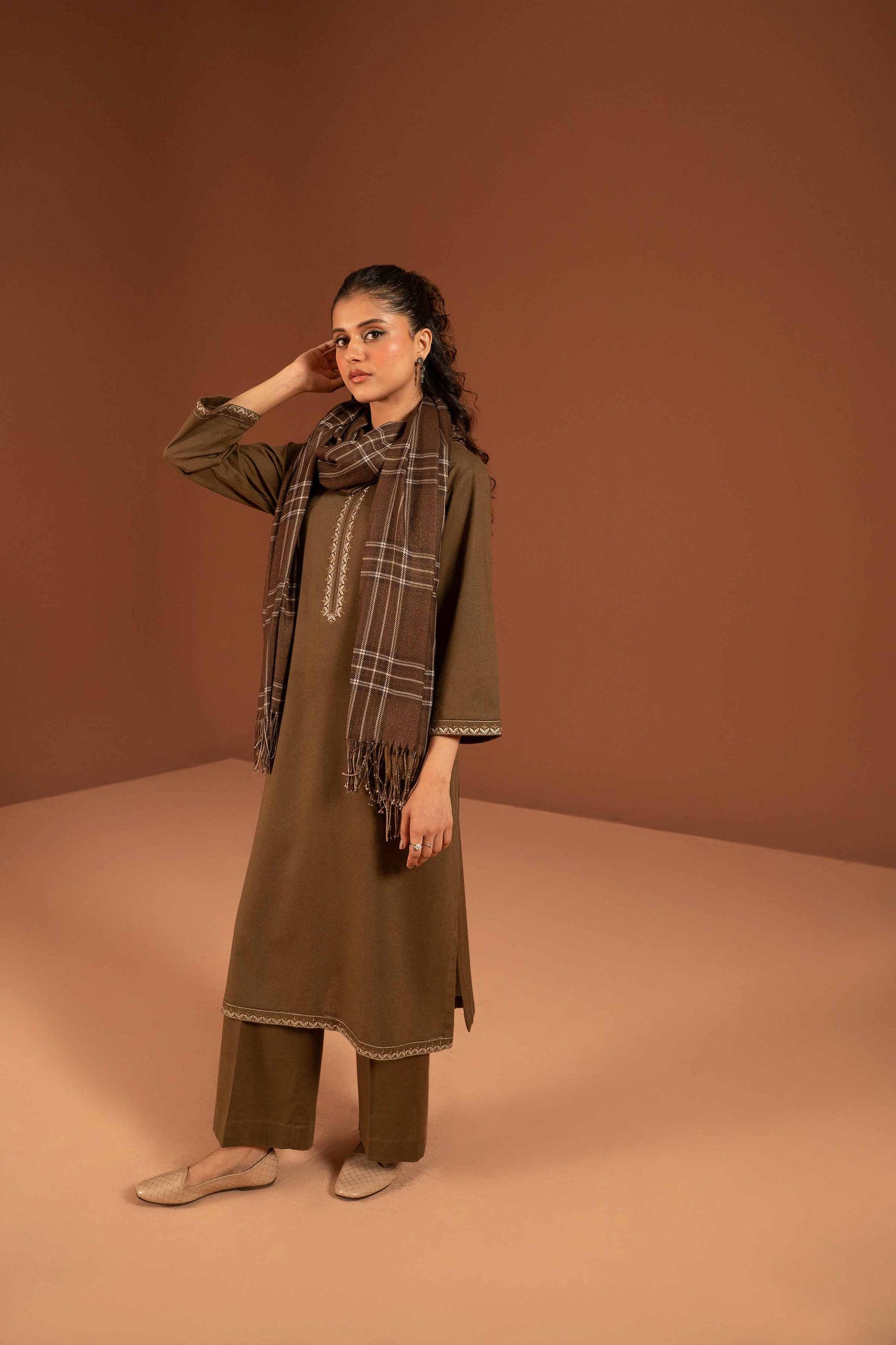 Nishat Linen - 3 Piece - Embroidered Suit - PW23-102