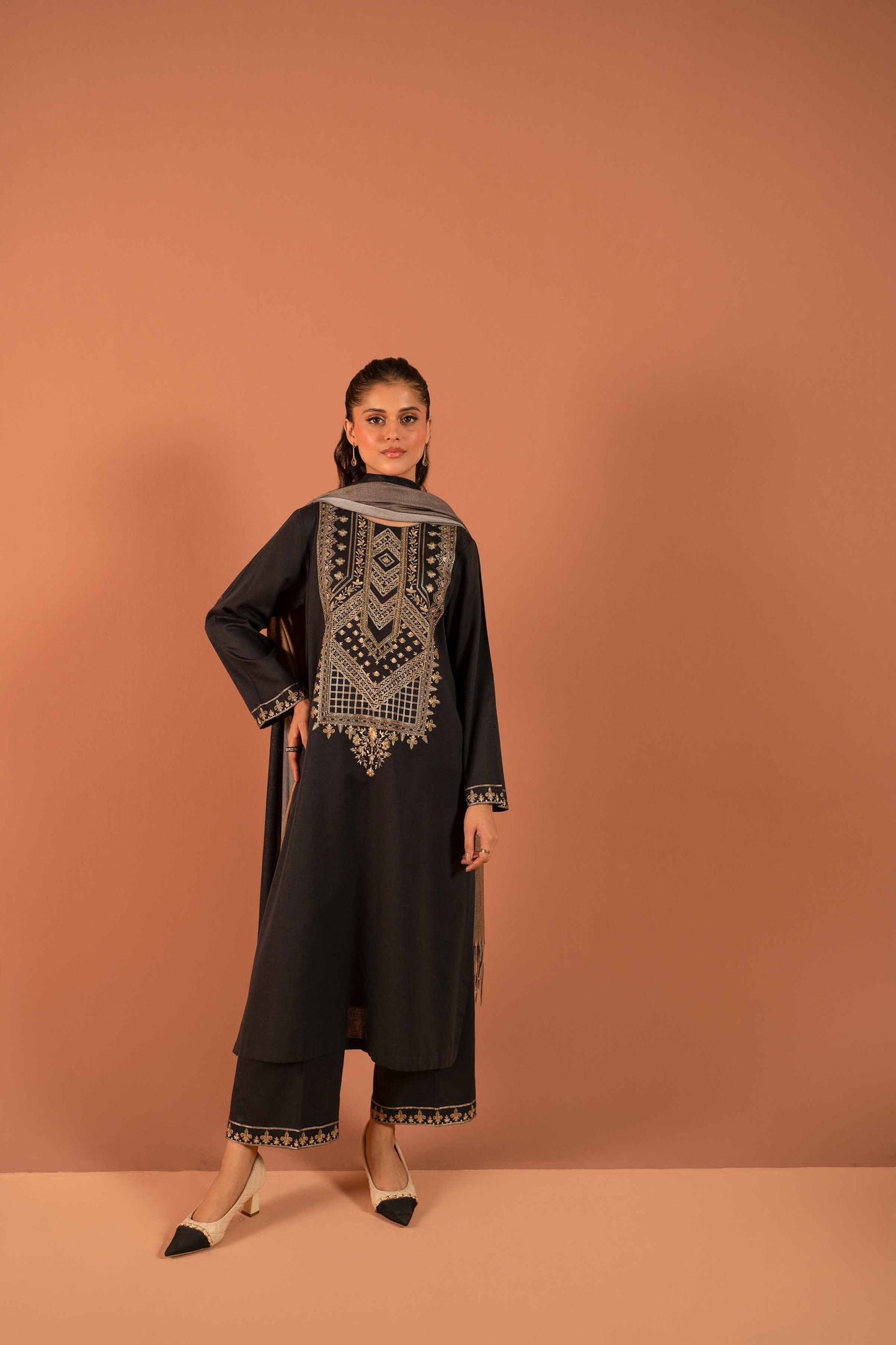 Nishat Linen - 3 Piece - Embroidered Suit - PW23-110