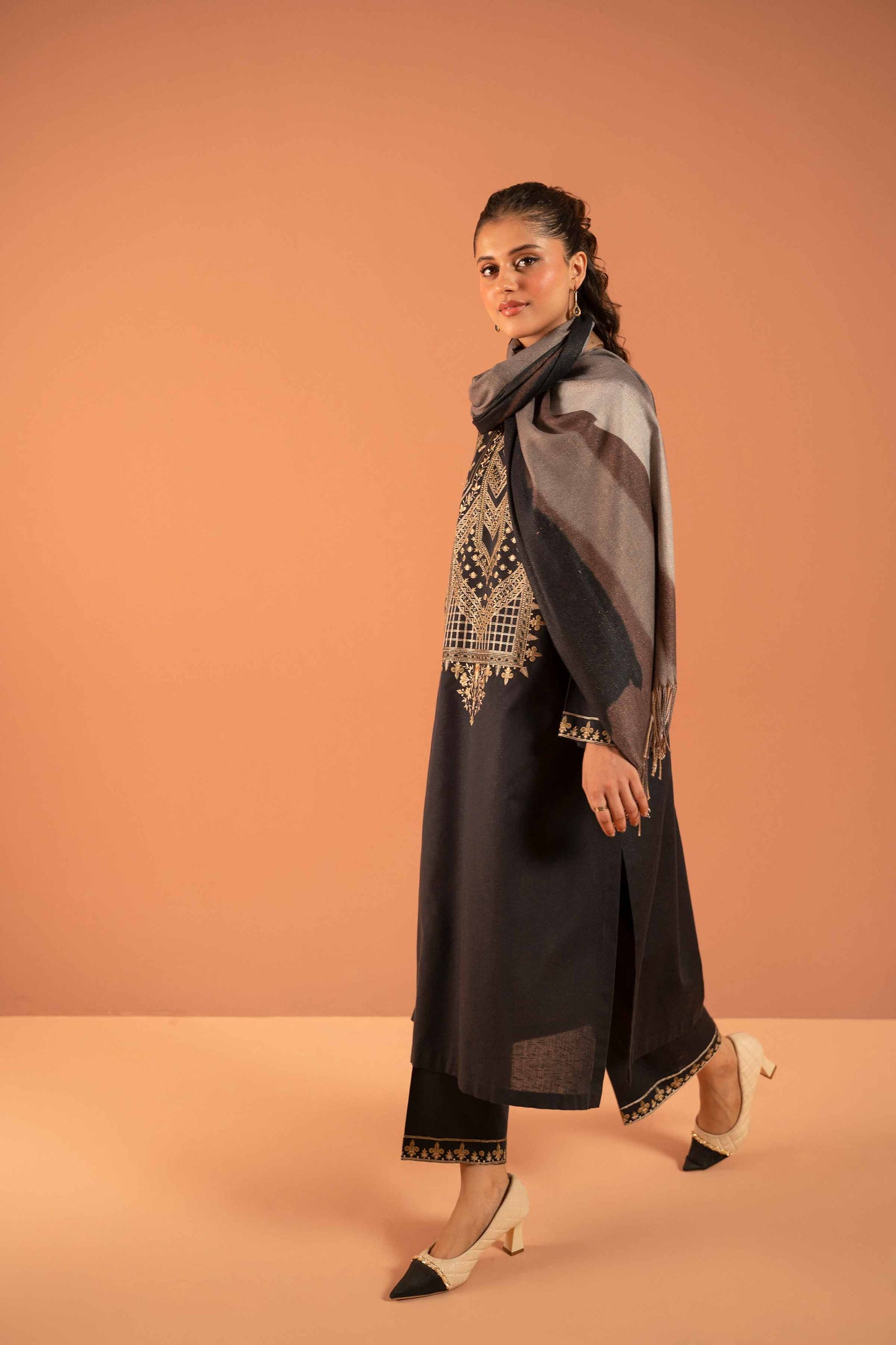 Nishat Linen - 3 Piece - Embroidered Suit - PW23-110