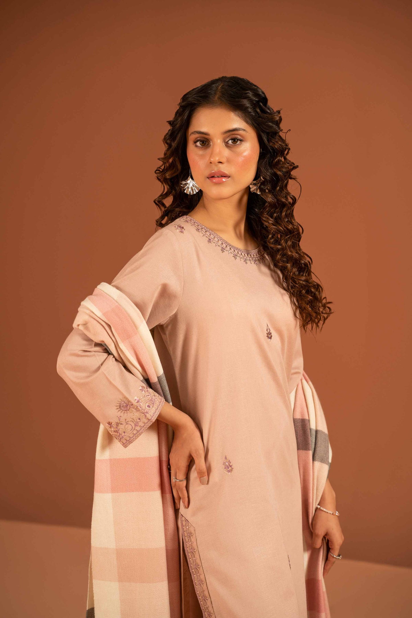 Nishat Linen - 3 Piece - Embroidered Suit - PW23-113