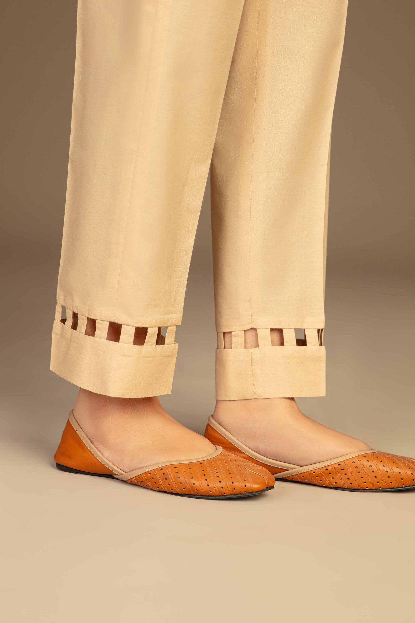 Nishat Linen - Basic Trousers - PW23-189