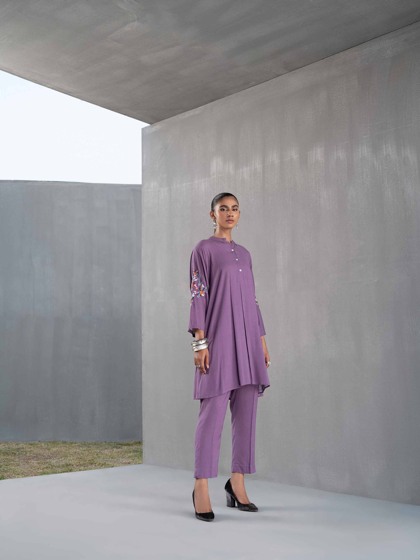 Nishat Linen - 2 Piece - Embroidered Suit - PW23-20