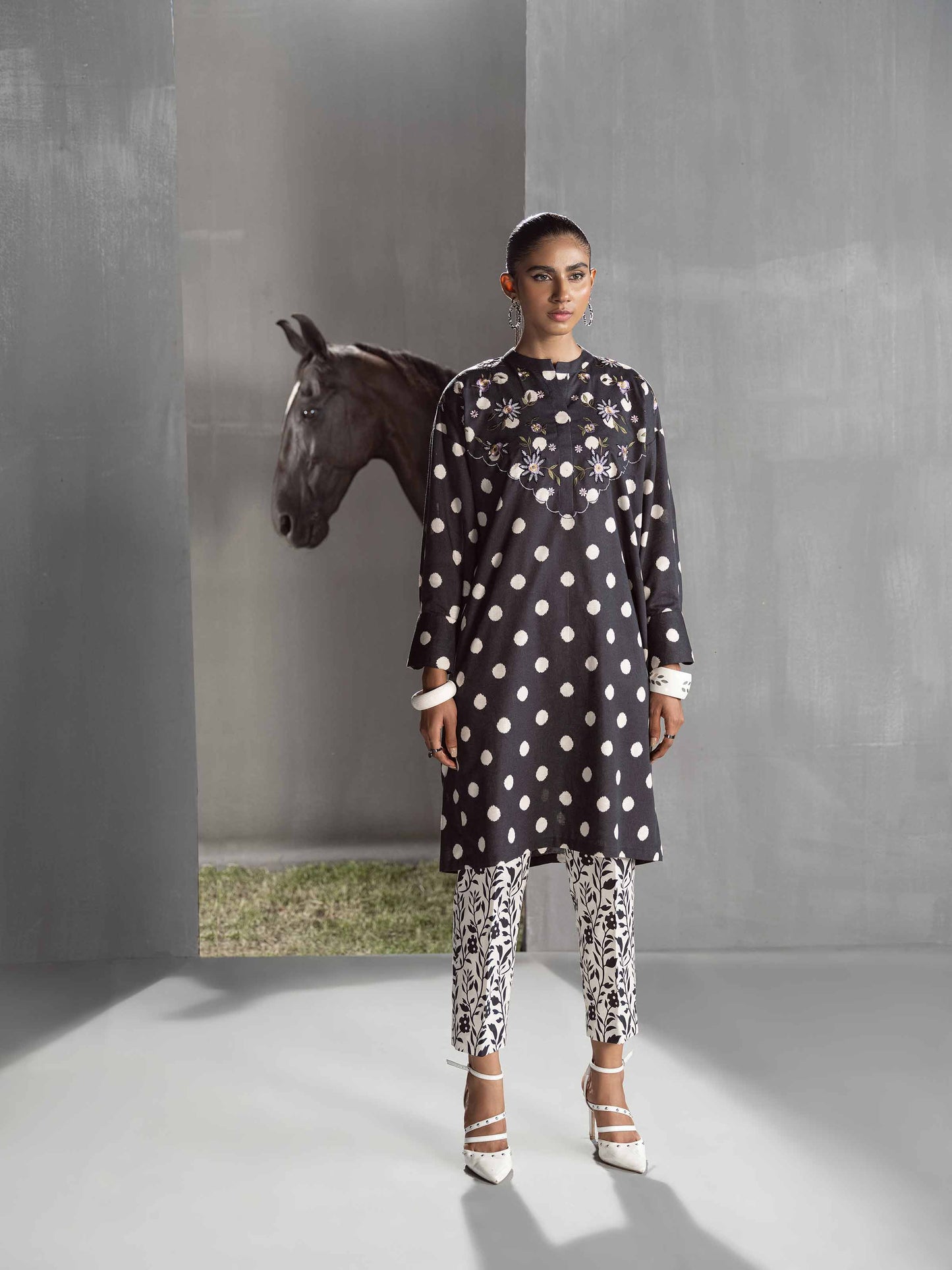 Nishat Linen - 2 Piece - Printed Embroidered Suit - PW23-205