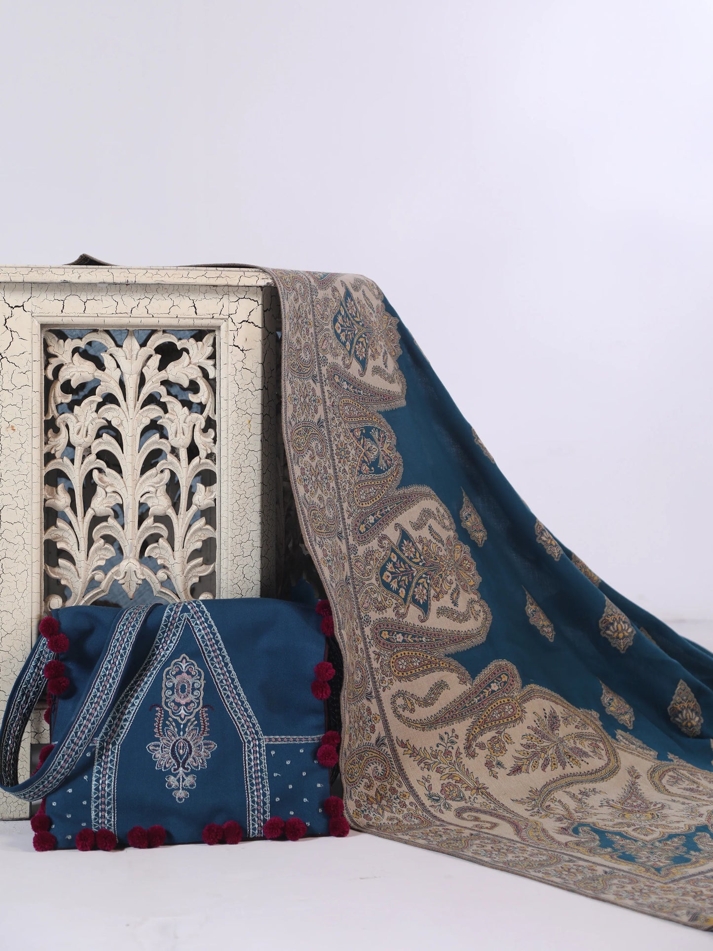 Cinq - MEHERMA | Hand Woven Kashmiri Shawl