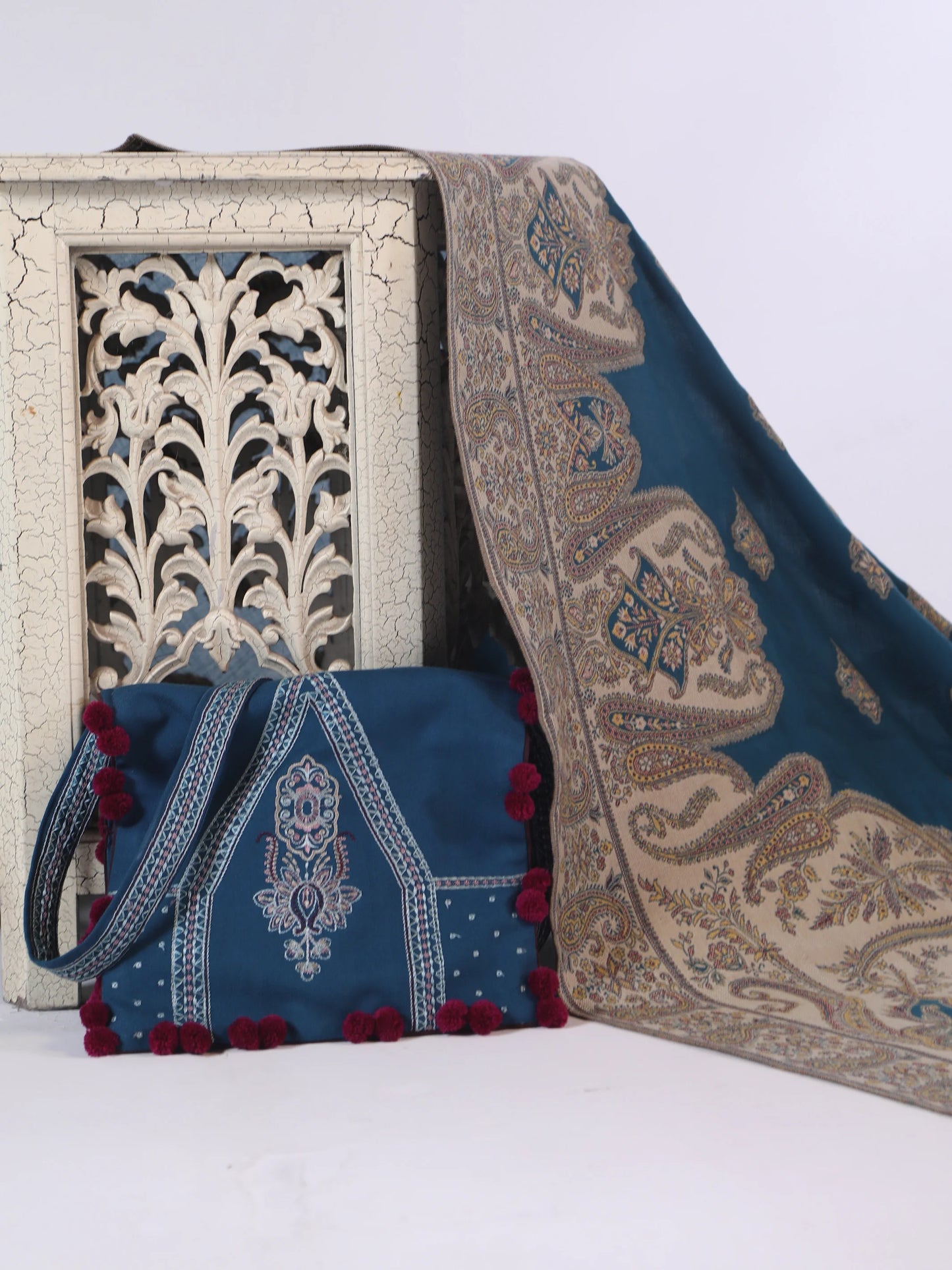 Cinq - MEHERMA | Hand Woven Kashmiri Shawl