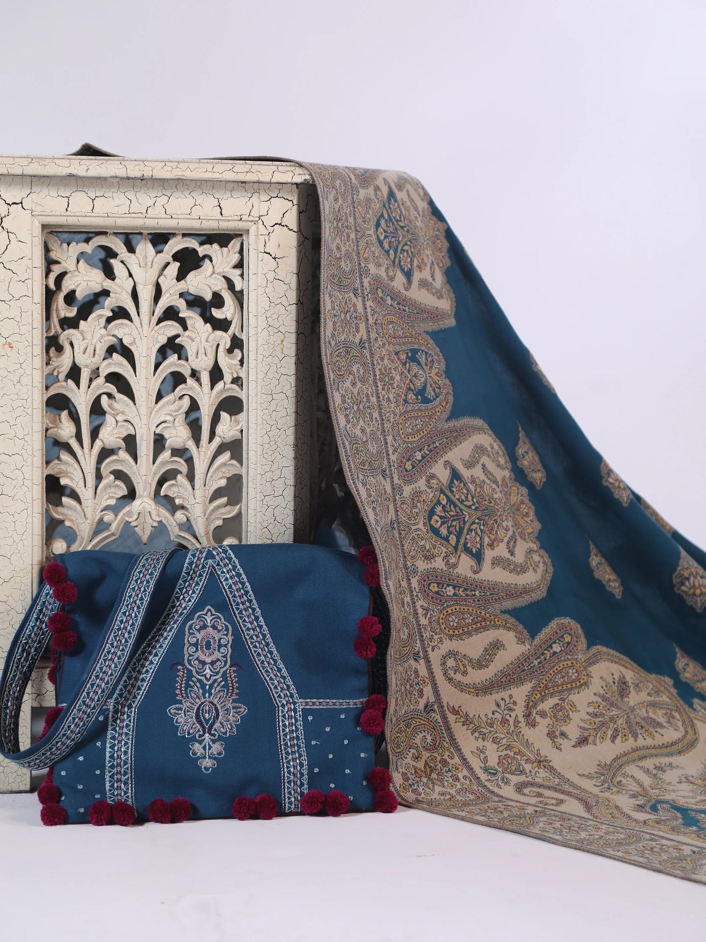 Cinq - MEHERMA | Hand Woven Kashmiri Shawl