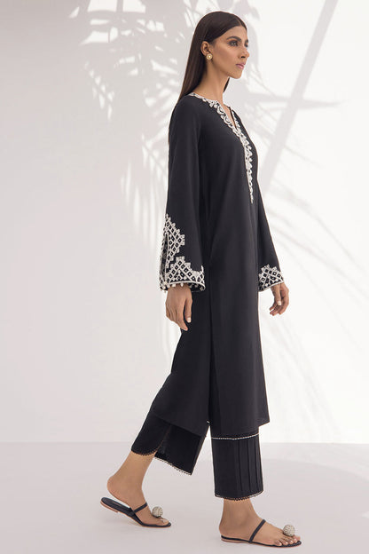 Black Karandi Kurta With Off-White Embroidery