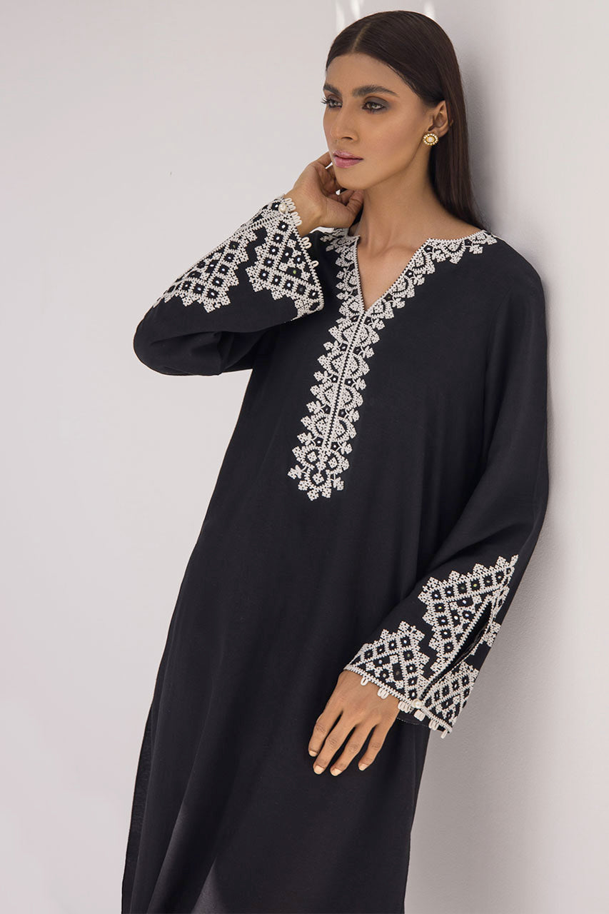 Black Karandi Kurta With Off-White Embroidery