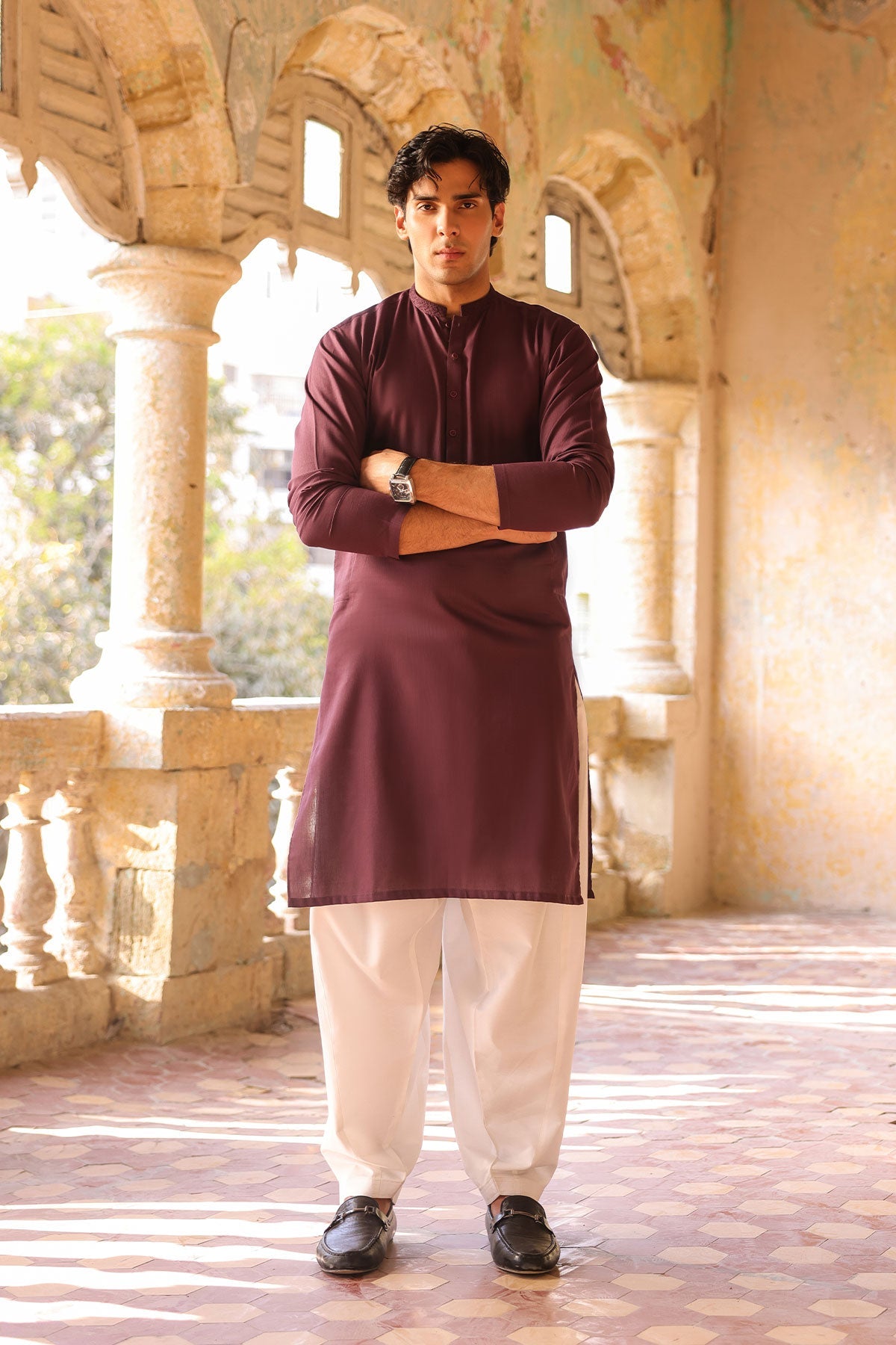 Dyed Embroidered Ribbed Kurta
