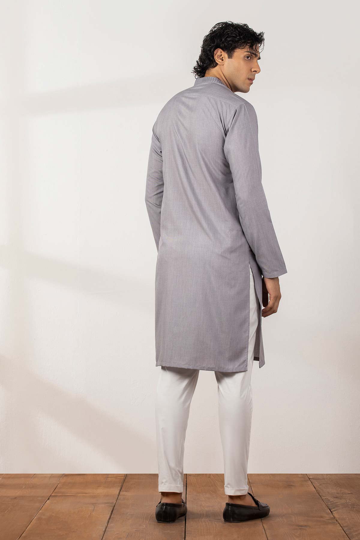 Dyed Embroidered Blended Kurta