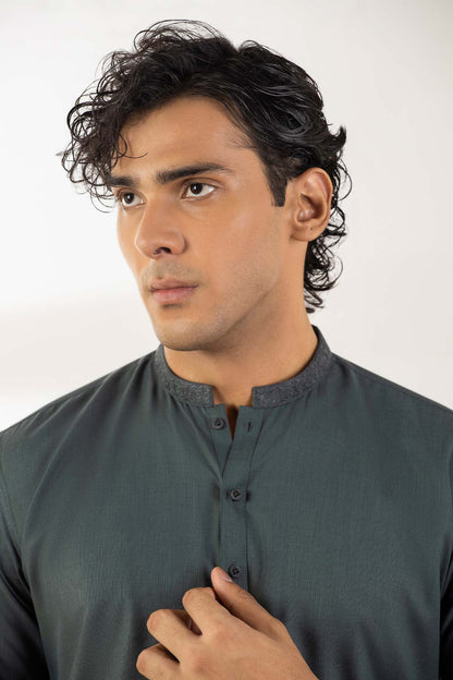 Dyed Embroidered Blended Kurta
