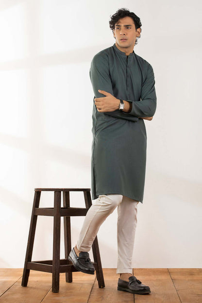 Dyed Embroidered Blended Kurta