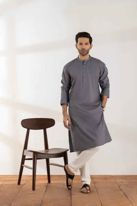 Dyed Embroidered Blended Kurta
