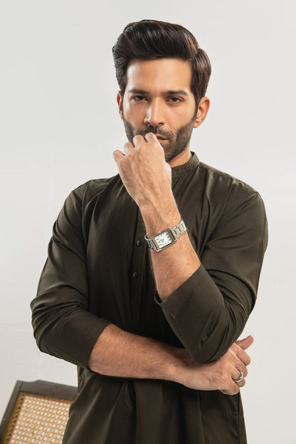 Dyed Embroidered Blended Kurta