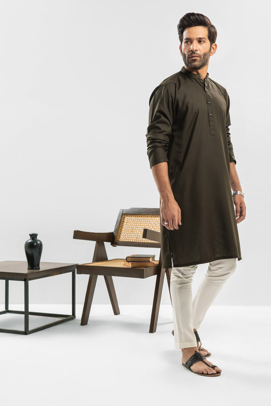 Dyed Embroidered Blended Kurta