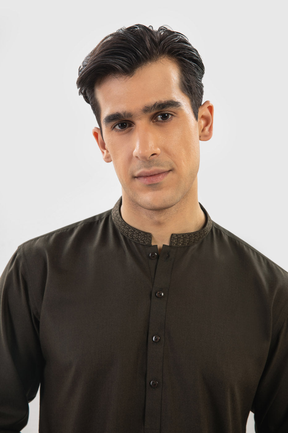 Dyed Embroidered Blended Kurta