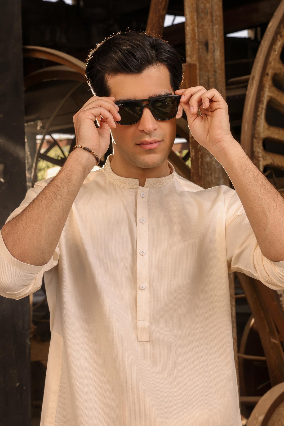 Dyed Embroidered Ribbed Kurta Trouser