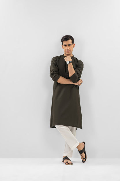 Dyed Embroidered Blended Kurta