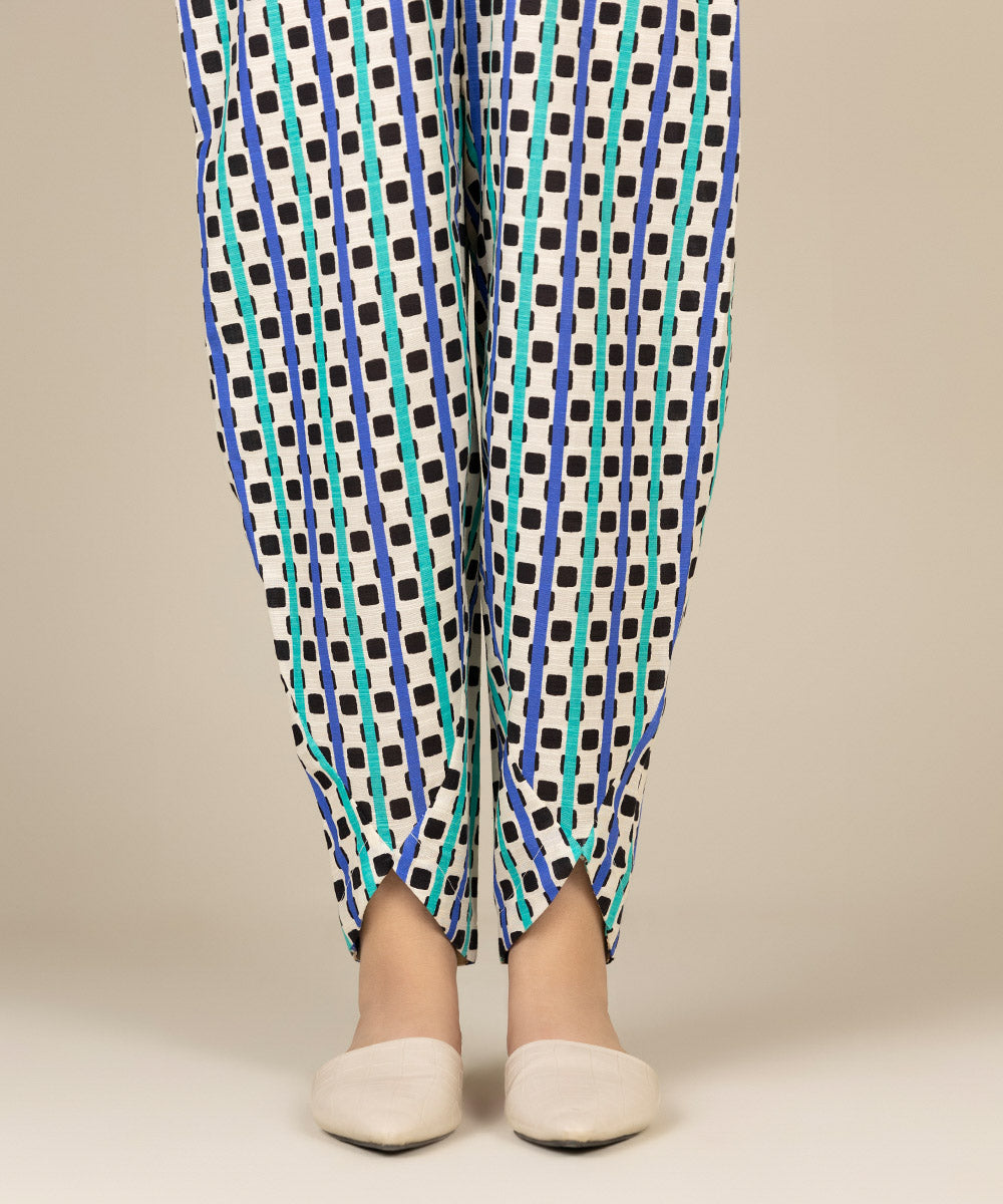 Sapphire - Printed Khaddar Tapered Shalwar