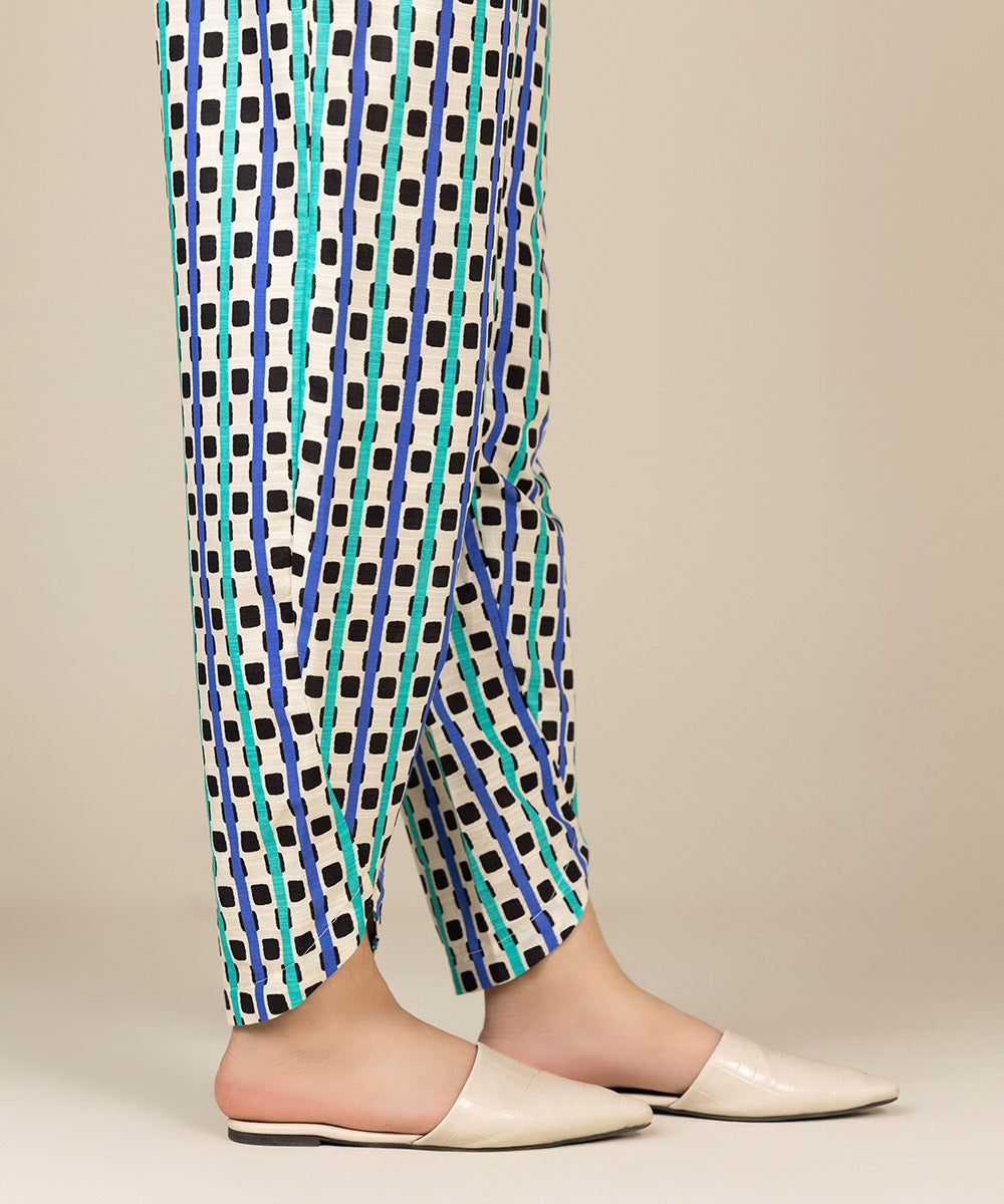 Sapphire - Printed Khaddar Tapered Shalwar