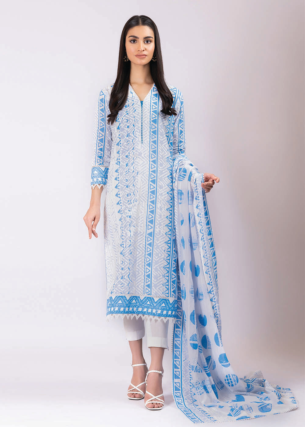 3 Pc Printed Cambric Suit With Lawn Dupatta